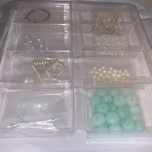 NEW Annie’s Simply Beads Jewelry Making Kit - Picture 7 of 10